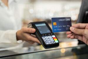 Credit Cards: Advantages and Disadvantages for the Consumer