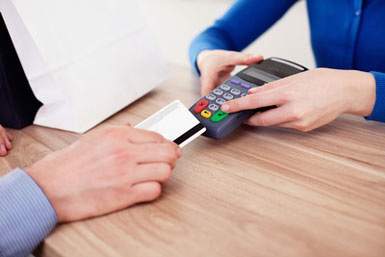 10 Dos & Don’ts for Young Credit Card Users