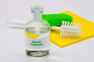 20 Money-saving Ways to Use Vinegar