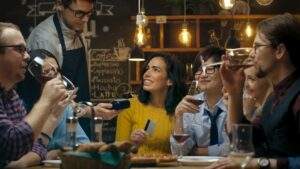 Tips for Managing Friendship and Finances