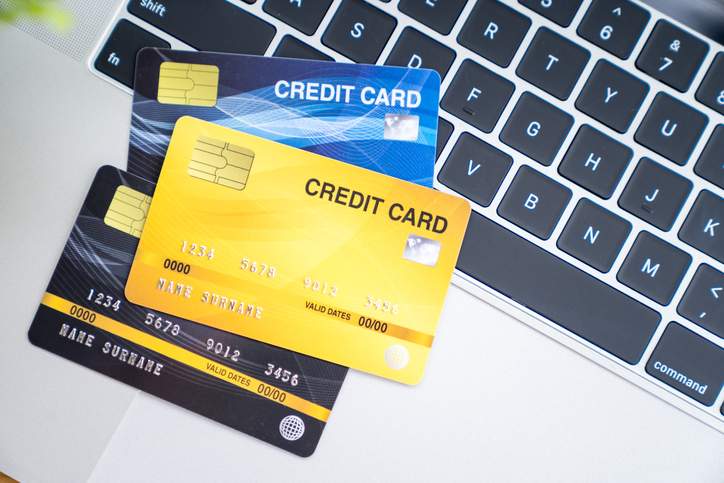The Pros and Cons of Credit Cards