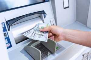 Know the Risks of Credit Card Cash Advances